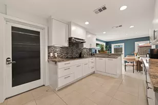 10910 Ensbrook Dr, Houston, TX 77099 - Photo 17