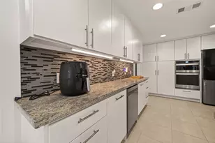 10910 Ensbrook Dr, Houston, TX 77099 - Photo 21