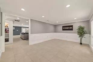 10910 Ensbrook Dr, Houston, TX 77099 - Photo 9