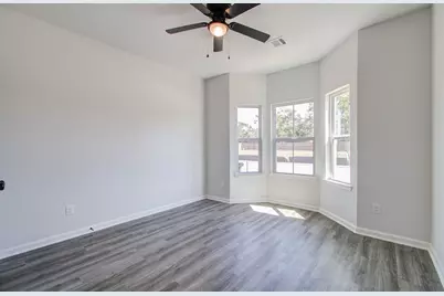 7907 Elisha Park Drive, Houston, TX 77078 - Photo 9