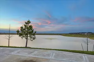 1308 Redbud Ln, Sealy, TX 77474 - Photo 21