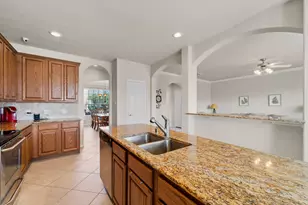 22610 Torrisdale Ln, Tomball, TX 77375 - Photo 11