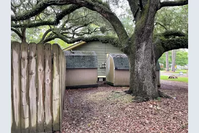 102 S S Beauregard Street #2, Alvin, TX 77511 - Photo 7