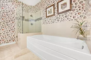 801 E Beach Dr, Galveston, TX 77550 - Photo 23