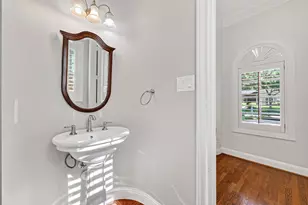 5322 Val Verde St, Houston, TX 77056 - Photo 31
