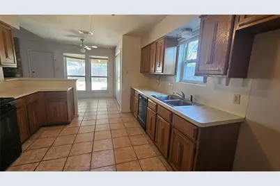 20014 Dawn Mist Drive, Humble, TX 77346 - Photo 9