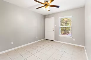 443 Mesquite, Livingston, TX 77351 - Photo 3