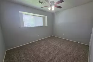 508 Avondale Ln, Friendswood, TX 77546 - Photo 9