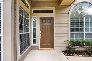 158 N Valley Oaks Cir, The Woodlands, TX 77382 - Photo 1
