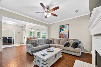 158 N Valley Oaks Circle, The Woodlands, TX 77382 - Photo 11
