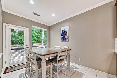 158 N Valley Oaks Circle, The Woodlands, TX 77382 - Photo 5