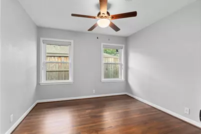 6423 Pineshade Lane, Houston, TX 77008 - Photo 33