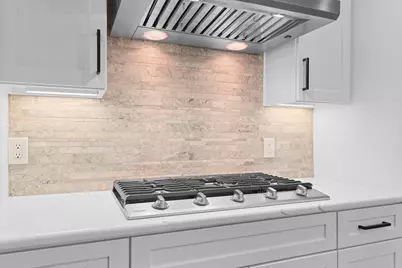 6423 Pineshade Lane, Houston, TX 77008 - Photo 19