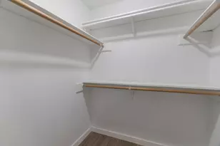 9809 Richmond Ave, Houston, TX 77042 - Photo 25