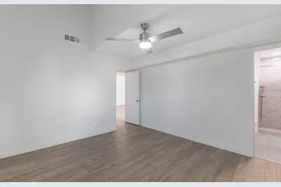 9809 Richmond Avenue #A13, Houston, TX 77042 - Photo 19