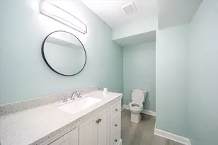 2574 Marilee Ln, Houston, TX 77057 - Photo 13