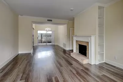 2100 Tanglewilde Street #747, Houston, TX 77063 - Photo 3