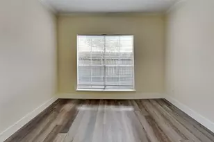 2100 Tanglewilde St, Houston, TX 77063 - Photo 9