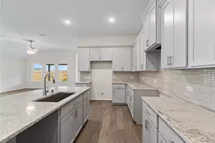 807 Evergreen Frst Ln, Rosharon, TX 77583 - Photo 17