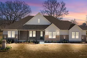151 Moonlight Dr, Smithville, TX 78957 - Photo 1