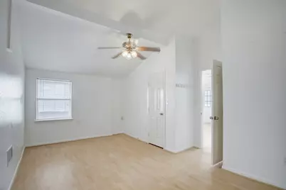 1127 Yale Street #C, Houston, TX 77008 - Photo 9