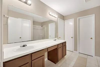 11019 Cayman Mist Drive, Houston, TX 77075 - Photo 19