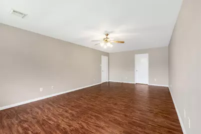 11019 Cayman Mist Drive, Houston, TX 77075 - Photo 17
