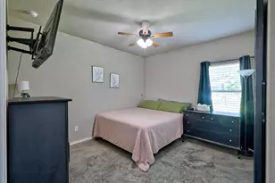 15827 Sweetgum Dr, Montgomery, TX 77356 - Photo 11