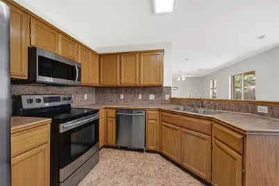 1630 Trail Oaks Court, Houston, TX 77339 - Photo 7