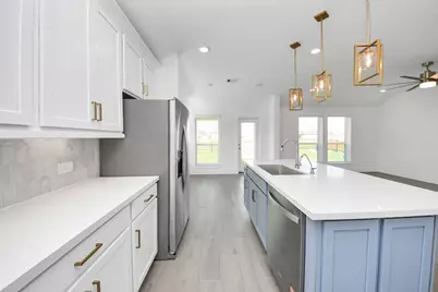 221 Magnolia Laurel Drive, Alvin, TX 77511 - Photo 25