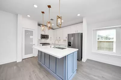 221 Magnolia Laurel Drive, Alvin, TX 77511 - Photo 21