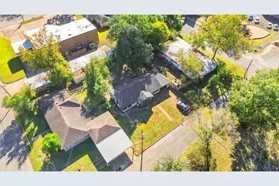 407 W Walt Davis Drive W, Woodville, TX 75979 - Photo 29