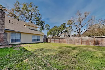 2822 Deer Hollow Drive, Houston, TX 77345 - Photo 21