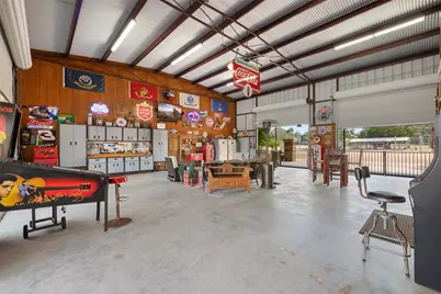 2574 Fm 2434, Weimar, TX 78962 - Photo 33