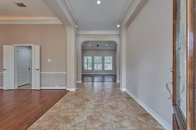 8969 Crighton Crossing Drive, Conroe, TX 77302 - Photo 5