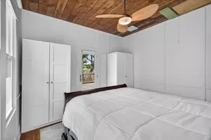 2407 37th St, Galveston, TX 77550 - Photo 25