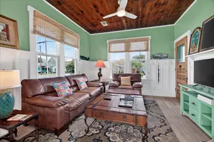 2407 37th St, Galveston, TX 77550 - Photo 11