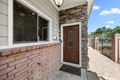 10310 Mayfield Road, Houston, TX 77043 - Photo 9