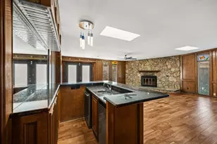 10310 Mayfield Rd, Houston, TX 77043 - Photo 17