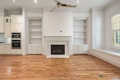 1306 Castle Court #A, Houston, TX 77006 - Photo 9