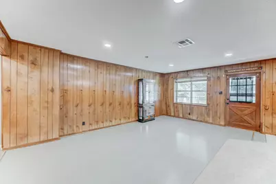 305 Yaupon Street, Sweeny, TX 77480 - Photo 11