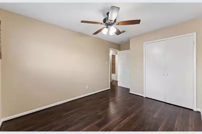 1831 Sherwood Forest Street #28, Houston, TX 77043 - Photo 15