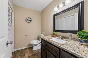 1831 Sherwood Forest St, Houston, TX 77043 - Photo 5
