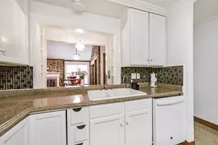2814 Waypark Dr, Houston, TX 77082 - Photo 11