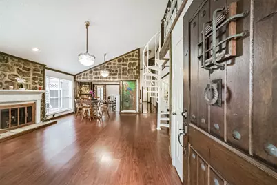 2814 Waypark Drive, Houston, TX 77082 - Photo 3