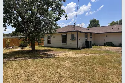 6059 Doulton Drive, Houston, TX 77033 - Photo 17