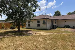 6059 Doulton Dr, Houston, TX 77033 - Photo 17