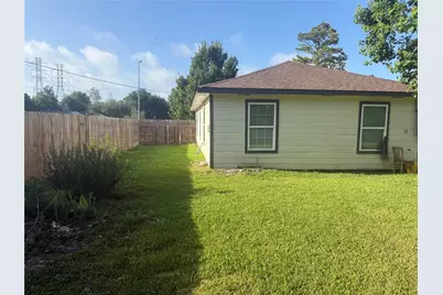 6059 Doulton Drive, Houston, TX 77033 - Photo 25