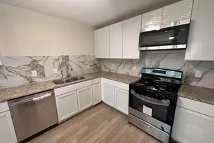 6059 Doulton Dr, Houston, TX 77033 - Photo 9