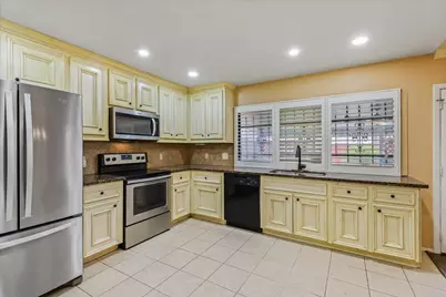 14426 Kemrock Drive, Houston, TX 77049 - Photo 5